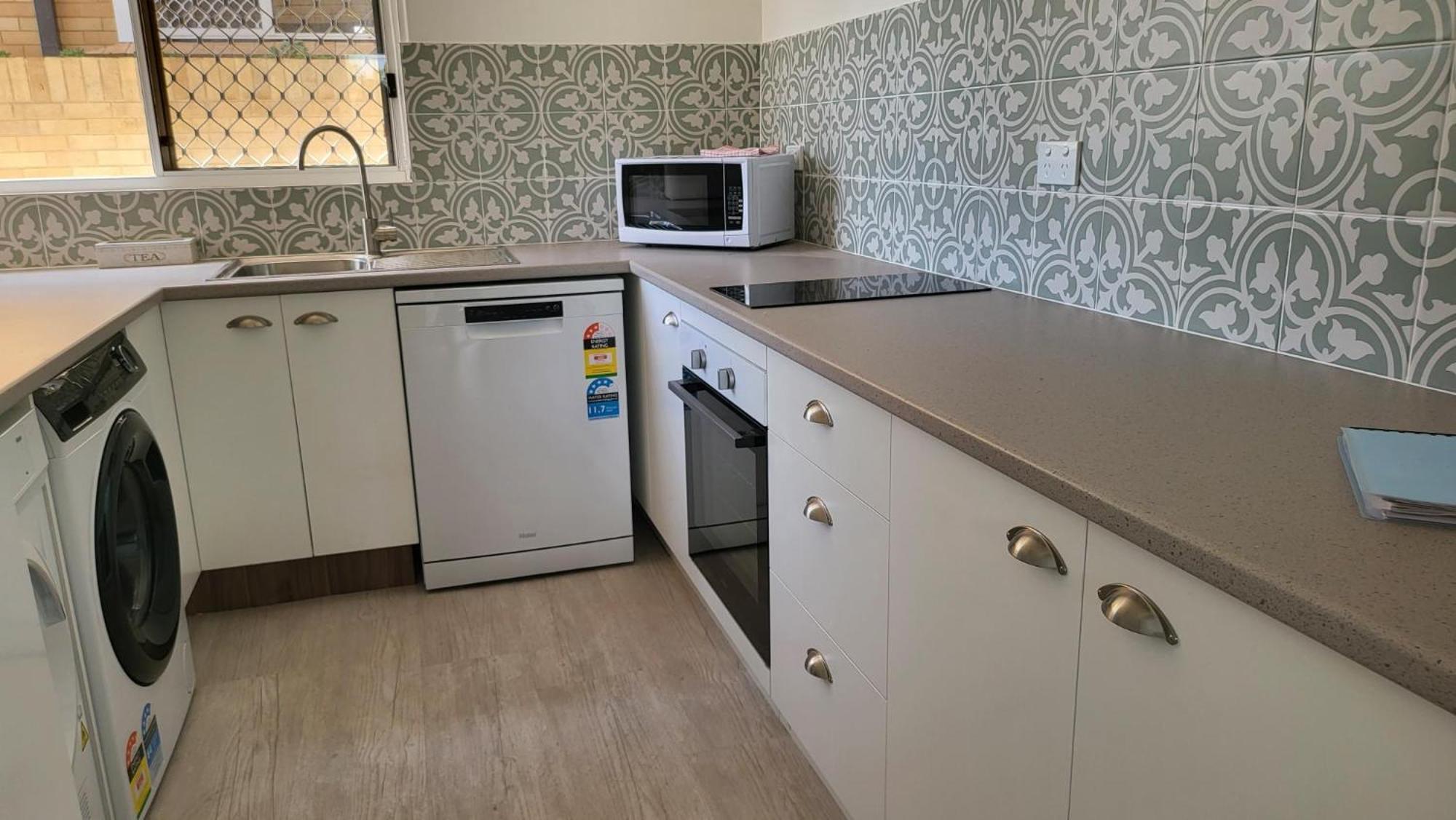 Husky 19 Beautifully Appointed Apartments - Great Location - In The Heart Of Husky Huskisson Εξωτερικό φωτογραφία